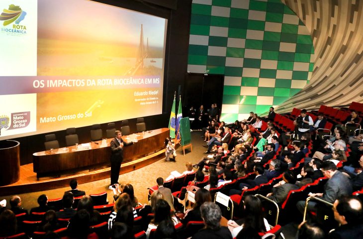 O governador Eduardo Riedel palestrou sobra os impactos da Rota Bioceânica em todo o estado de Mato Grosso do Sul.