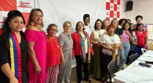 Deputada Gleice Jane e Ministra Cida Gonçalves discutem políticas para mulheres em Encontro estratégico com movimentos sociais de MS.