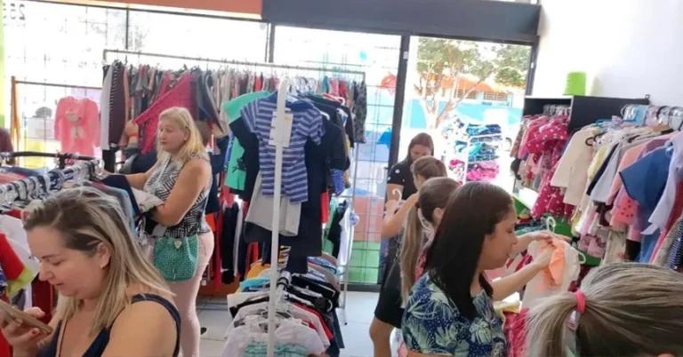 O Dia das Mães está chegando e para celebrar essa data tão especial, o bairro Pioneiros em Campo Grande (MS) receberá o super Bazar "Dreams Importações". Com presentes a partir de R$ 5 e uma grande variedade de itens para o inverno, esse evento promete ser imperdível.