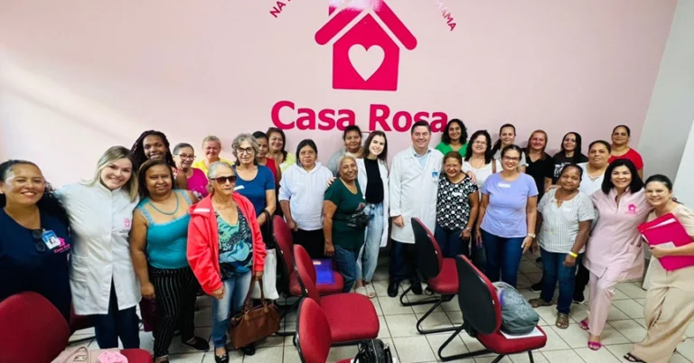 A Casa Rosa, projeto idealizado pelo vereador e médico mastologista, Dr. Victor Rocha oferece prevenção, diagnóstico e encaminhamento ao tratamento do câncer de mama.  Desde a sua implantação em novembro de 2021, mais de 150 mulheres foram diagnosticadas e encaminhadas para tratamento, graças à celeridade no atendimento. 