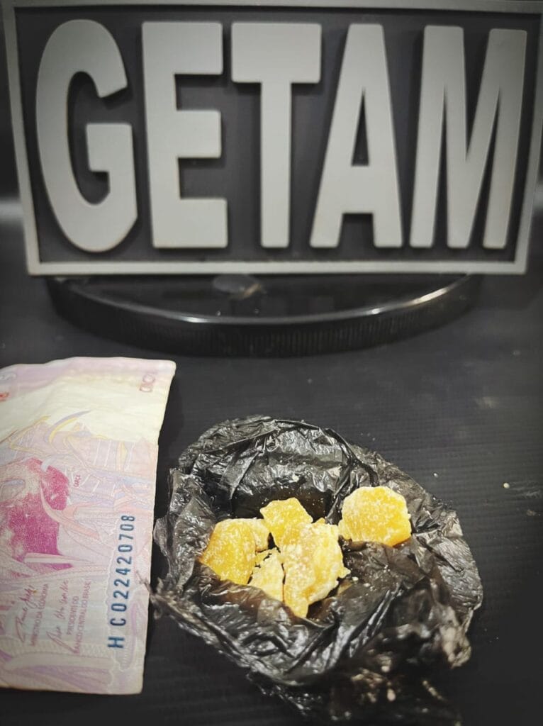 Adolescente é apreendida por tráfico de drogas na Vila Piloto, em Três Lagoas