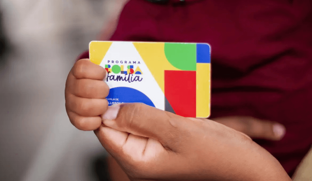 Caixa libera parcela de fevereiro do Bolsa Família para beneficiários com NIS final 3