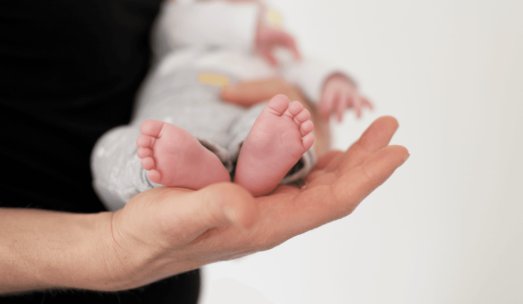 CNJ publica cartilha que orienta sobre entrega voluntária de bebês para adoção