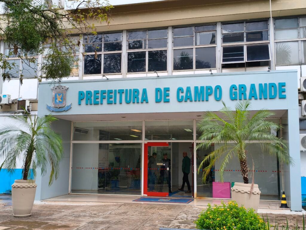 Prefeitura convoca 91 profissionais aprovados para reforçar escolas municipais de Campo Grande