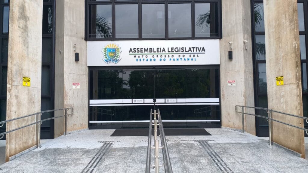 Igreja promove audiência pública na Assembleia de MS para discutir moradia digna