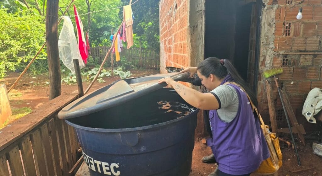 Mutirão identifica criadouros de Aedes aegypti em caixas d’água na Reserva Indígena de Dourados
