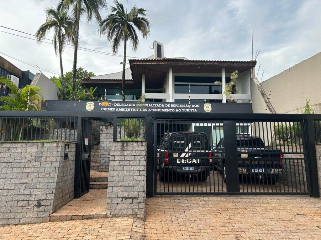 Homem é detido por descarte ilegal de resíduos às margens do córrego do Bálsamo em Campo Grande