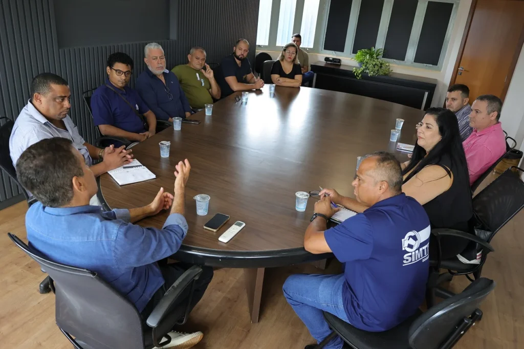 Prefeitura de Dourados propõe reajuste salarial linear de 4,5% para servidores municipais