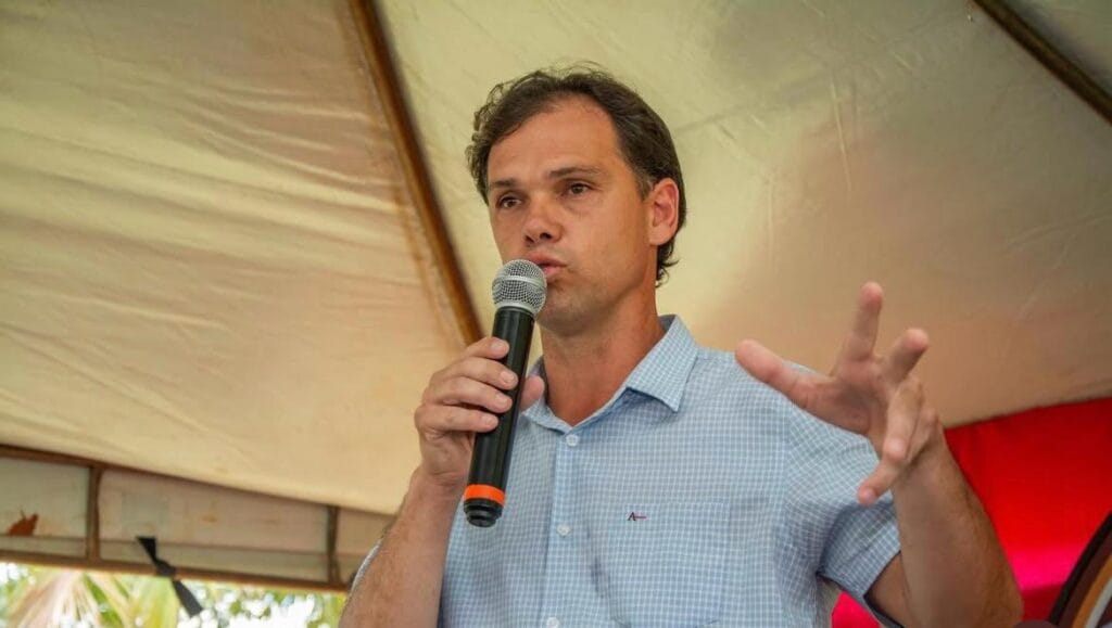 Prefeito de Paranaíba demite todo o primeiro escalão para promover reestruturação administrativa