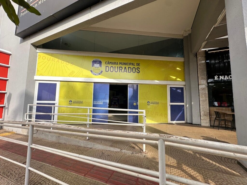 Estado, prefeitura e Câmara decretam ponto facultativo em 20 de abril e estendem folga dos servidores