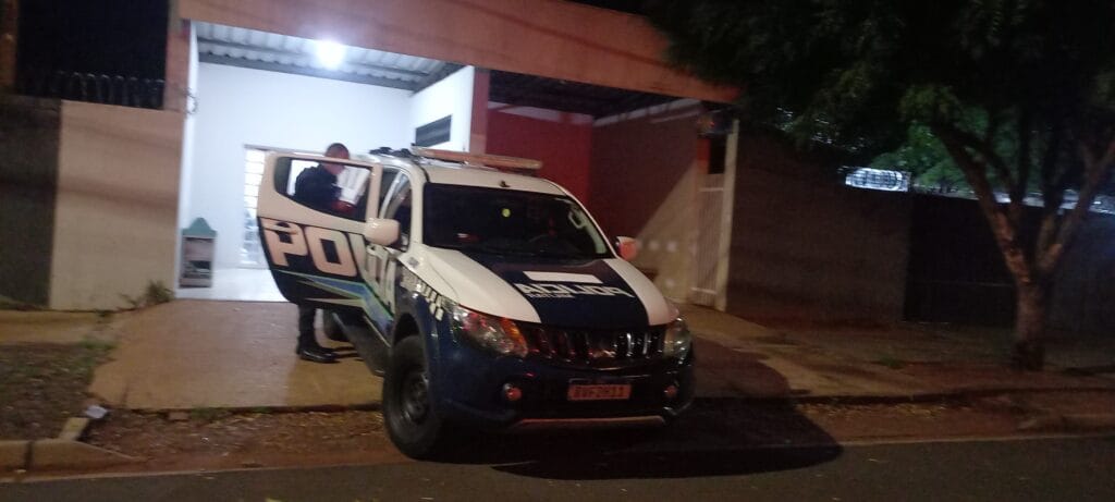 Empresário de 70 anos é levado à delegacia após atropelar mulher e crianças e deixar local do acidente em Três Lagoas