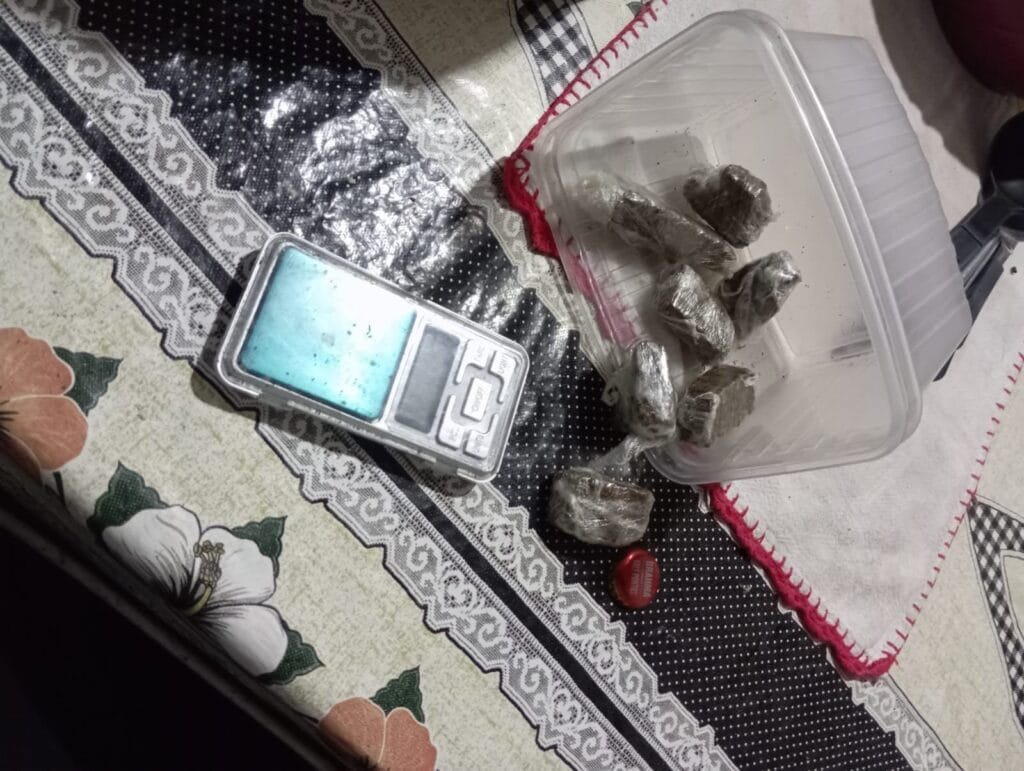 Polícia prende homem monitorado por tornozeleira com mais de meio quilo de cocaína em hotel de Campo Grande