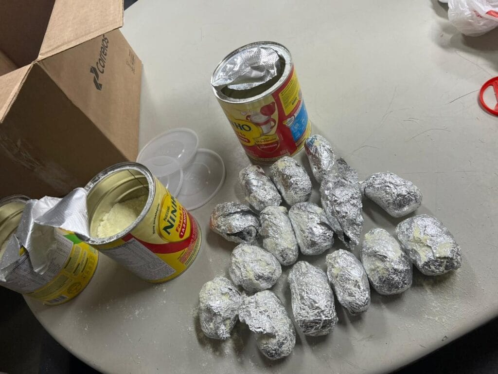 Polícia intercepta 11 quilos de drogas enviados pelos Correios para cinco estados