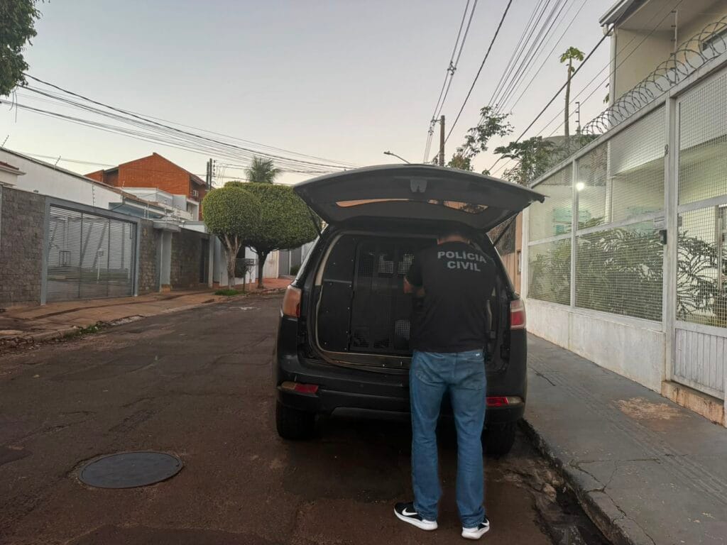 Técnico de enfermagem é preso em Campo Grande por tortura contra adolescente com deficiência severa