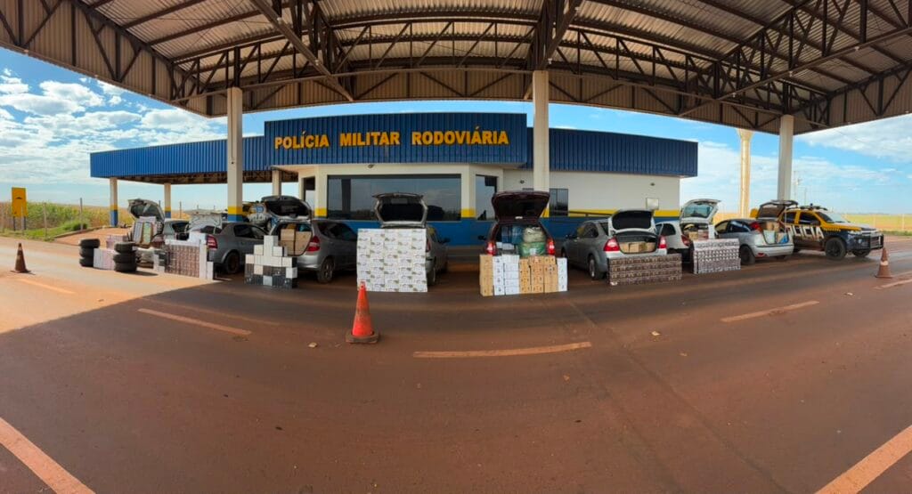 Operação na MS-162 recolhe oito veículos e R$ 1,93 milhão em produtos estrangeiros