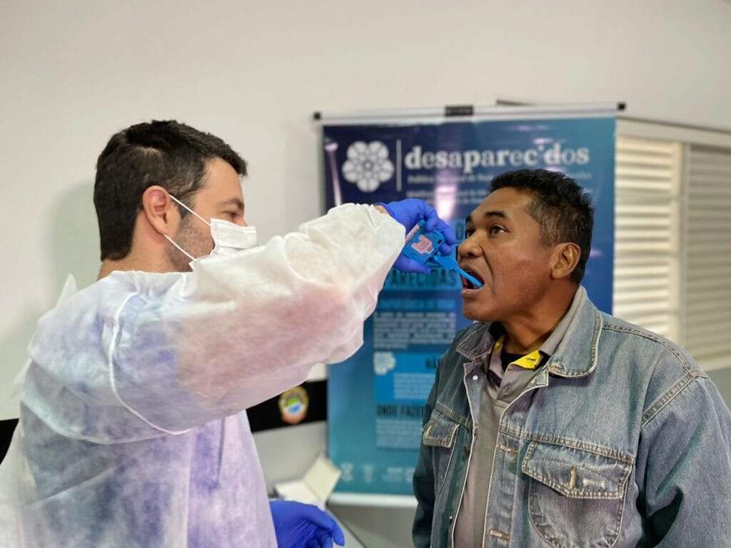 Coleta de DNA para localizar desaparecidos conta com 15 pontos de atendimento em MS