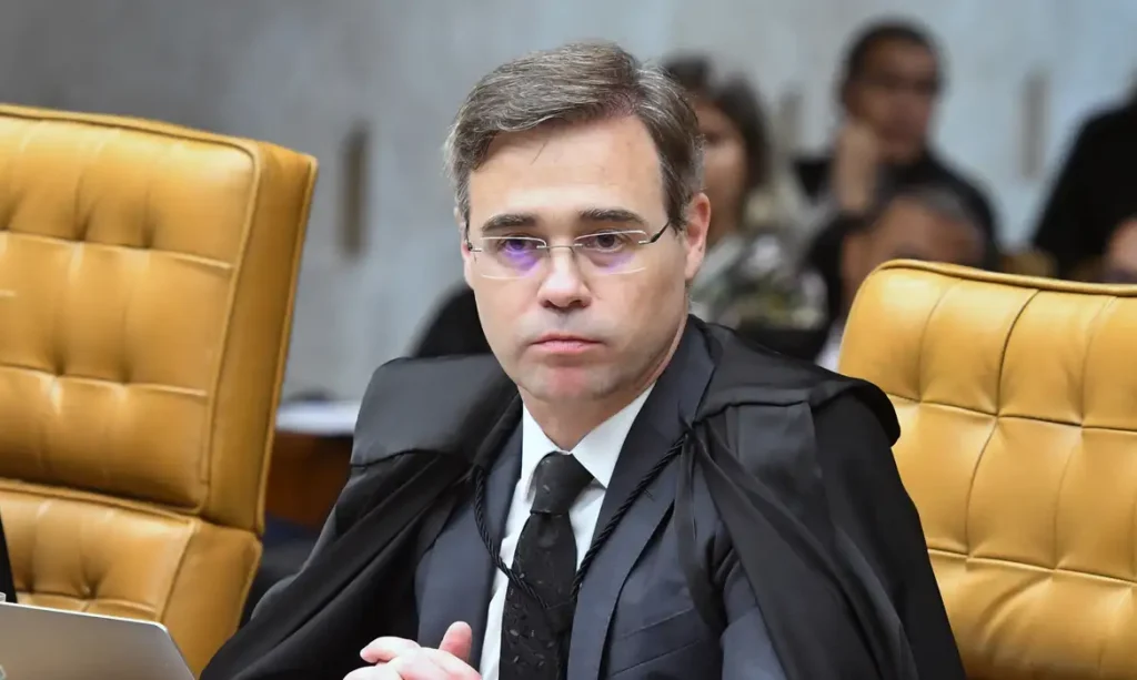 TSE nega intermediação e permite que candidatos abram sigilos por conta própria