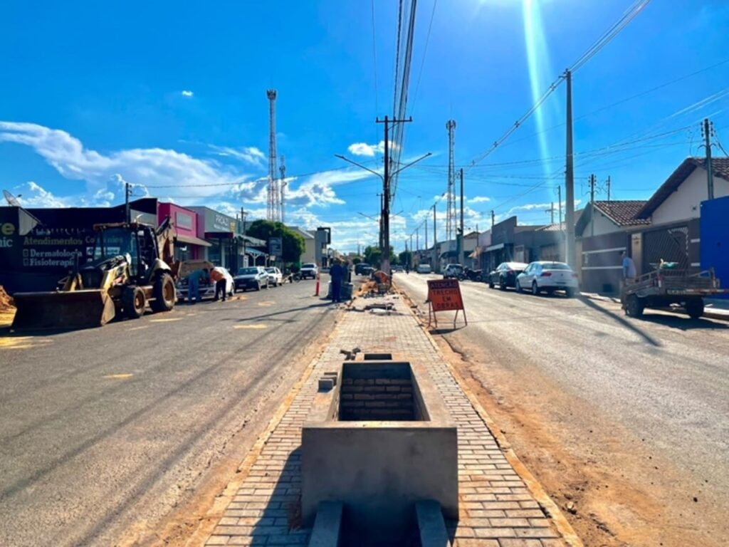 Avenida Orlando Mascarenhas inicia revitalização após obras de macrodrenagem